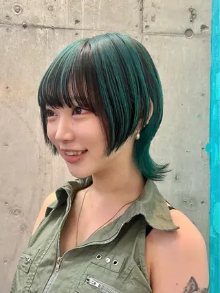 ミディアム カラー 派手髪デザインカラー ヒロカのヘアスタイル