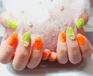 ネイル マジック ミラーのネイルデザイン