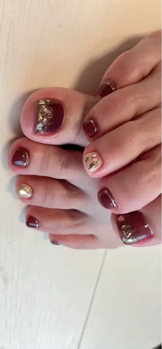 ネイル R ...Rの眉毛・アイブロウイメージ