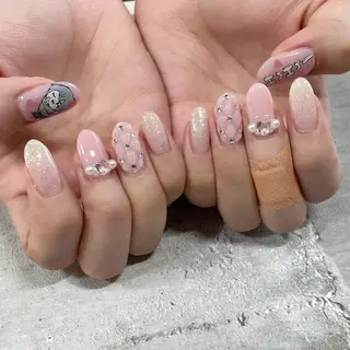 ネイル 東 千夏のネイルデザイン