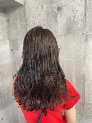 ロング カラー ヘアアレンジ 工藤 洸のヘアスタイル