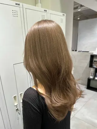 ロング カラー piLLon 心斎橋のヘアスタイル