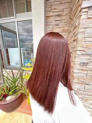 カラー TERUYA shionのヘアスタイル