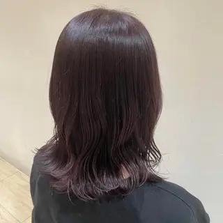 カラー 西岡 莉緒のヘアスタイル