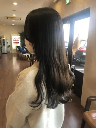 ロング 加瀬 真弓のヘアスタイル