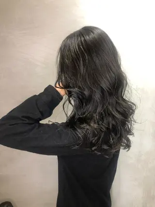 ミディアム カラー パーマ ヘアアレンジ 顔周りカット・相談 レイヤーも◎しずくのヘアスタイル
