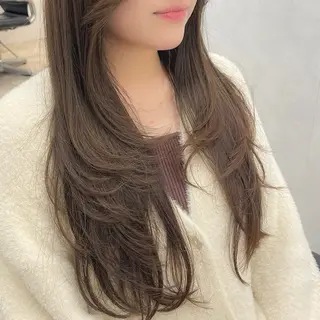 ロング カラー SQUAD Yunaのヘアスタイル