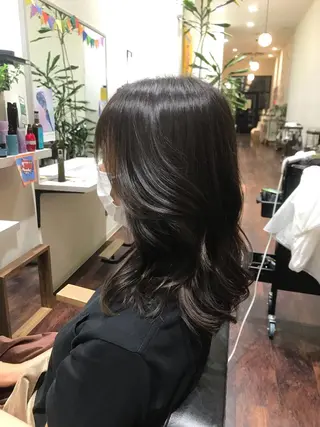 ミディアム カラー 美容室 LOAのヘアスタイル