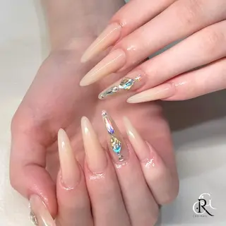 ネイル RURI トレンド スカルプ/美フォルムのネイルデザイン