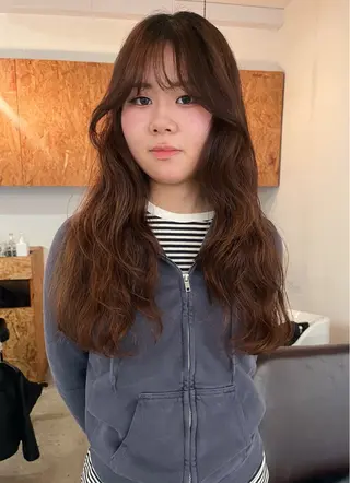 ロング パーマ 暖色/パーマ 🌼クニトウメイのヘアスタイル