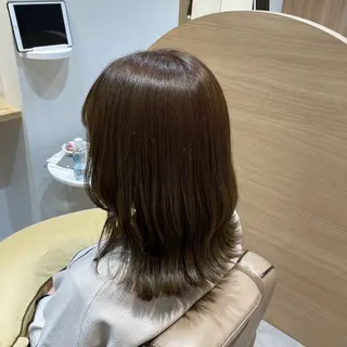 ミディアム カラー MIKU .のヘアスタイル