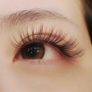 マツエク・マツパ ノーファンデの樹所属・宇治 名帆子のマツエク・マツパデザイン