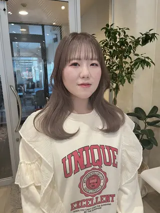 セミロング カラー nakahara madokaのヘアスタイル