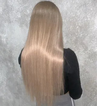 ロング カラー にしき さんのヘアスタイル