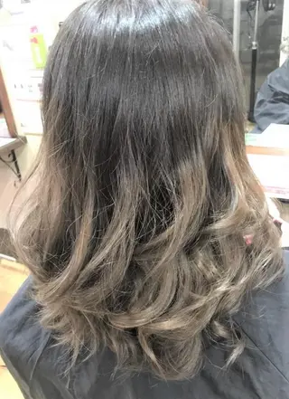 ミディアム カラー パピヨンロゼ 髪質改善/酸性のヘアスタイル