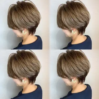 ショート カラー 韓国レイヤーカット/ ダブルカラーのヘアスタイル