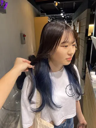 ロング カラー NANAMI🩵 大人可愛い韓国ヘアのヘアスタイル