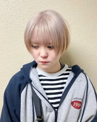 ショート fumikaブリーチ /デザインのヘアスタイル