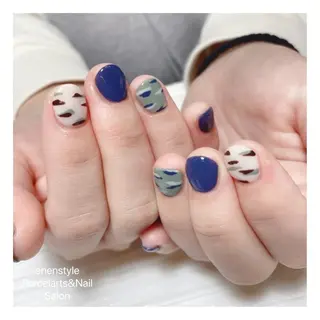 ショート ネイル 👑enen style👑のネイルデザイン