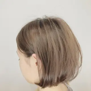 ショート カラー 上田 篤史のヘアスタイル