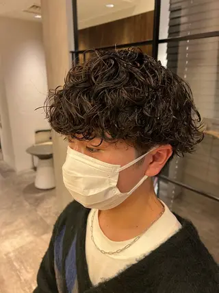 ショート パーマ メンズ 波巻きスパイラルパー マ/シャドウパーマ駿のヘアスタイル