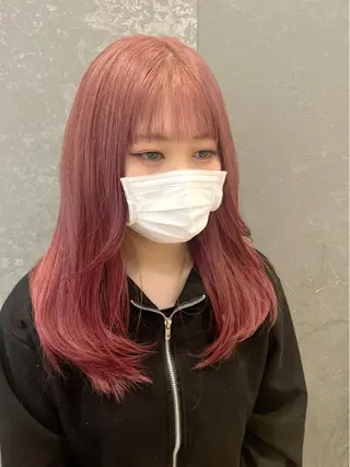 ミディアム 渡邊 恭汰のヘアスタイル