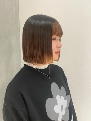 ミディアム いとう ほのかのヘアスタイル