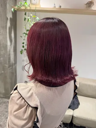 ミディアム ハガ コトコのヘアスタイル