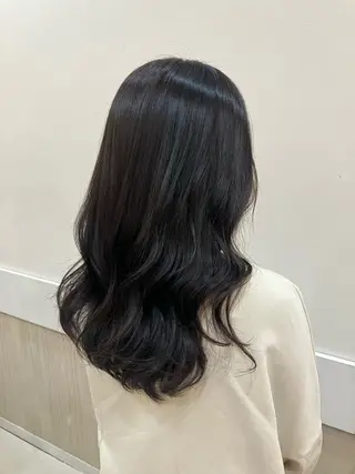 セミロング yukari 艶髪ヘアのヘアスタイル