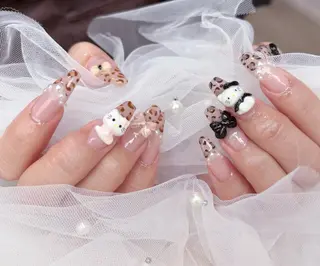 ネイル Nail R🌷 AKARI恵比寿のネイルデザイン