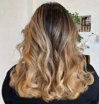 ロング カラー 🌸小掛🌸 豊橋外国人風カラーのヘアスタイル