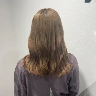 セミロング カラー shiho .のヘアスタイル