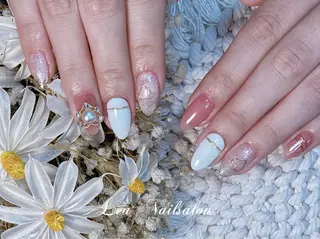 セミロング カラー ネイル Le’a NailSalonのネイルデザイン