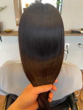 セミロング カラー 鵜飼 真伍のヘアスタイル