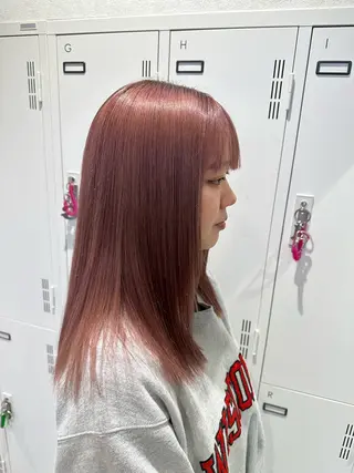 ロング カラー シールエクステ/ ブリーチカラーのヘアスタイル