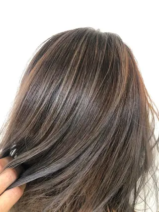 セミロング カラー ☕️ベージュカラー 内藤光哉☕️のヘアスタイル