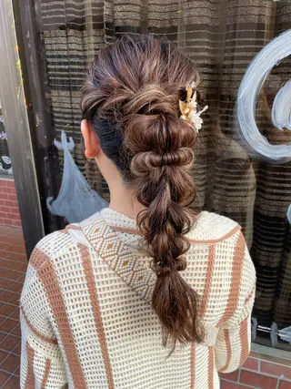 ロング ヘアアレンジ 豊田 智美のヘアスタイル