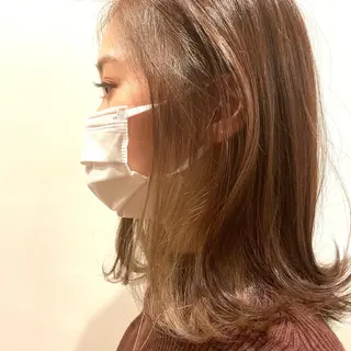 ショート カラー mizuho .のヘアスタイル