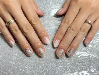 ネイル VIERU 🌈🎀💖のネイルデザイン