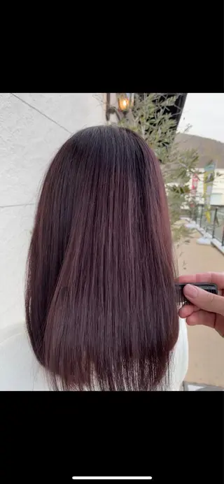 セミロング カラー 鵜飼 真伍のヘアスタイル