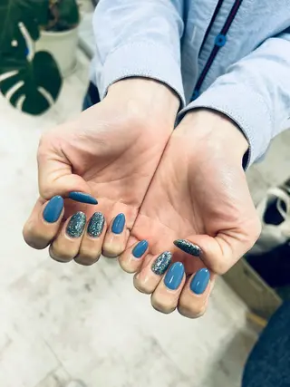 ネイル 吉田 里菜のネイルデザイン