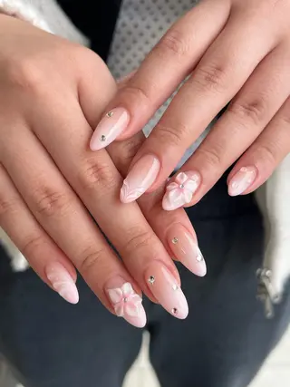 ネイル Allure小山店 Nagisaのネイルデザイン