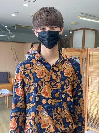 ショート カラー peg.hair所属・ブリーチカラー🫧 森　凪沙のヘアスタイル