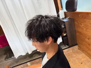 ショート パーマ メンズ KOUKI メンズカットのヘアスタイル