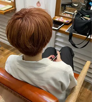 カラー 艶カラー/暖色カラー RENAのヘアスタイル