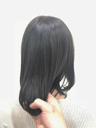 ロング カラー バレイヤージュ/ シャドウルーツ/安室のヘアスタイル