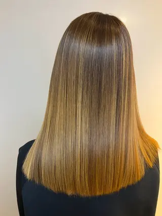 ロング 岩上 充希のヘアスタイル