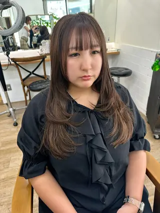 ロング カラー パーマ ヘアアレンジ メンズ キッズ レイヤーカット 🌿透け感カラーのヘアスタイル