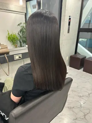 セミロング Endearing 銀座/レイヤーカットのヘアスタイル