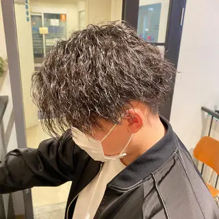 パーマ メンズ 丸田 幹太のヘアスタイル